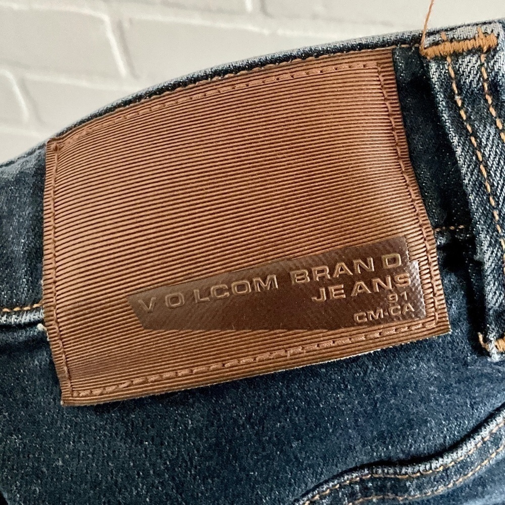 Volcom Y2K Dark Wash Straight Leg Jeans Skater Grunge Sz 30 - Picture 9 of 9